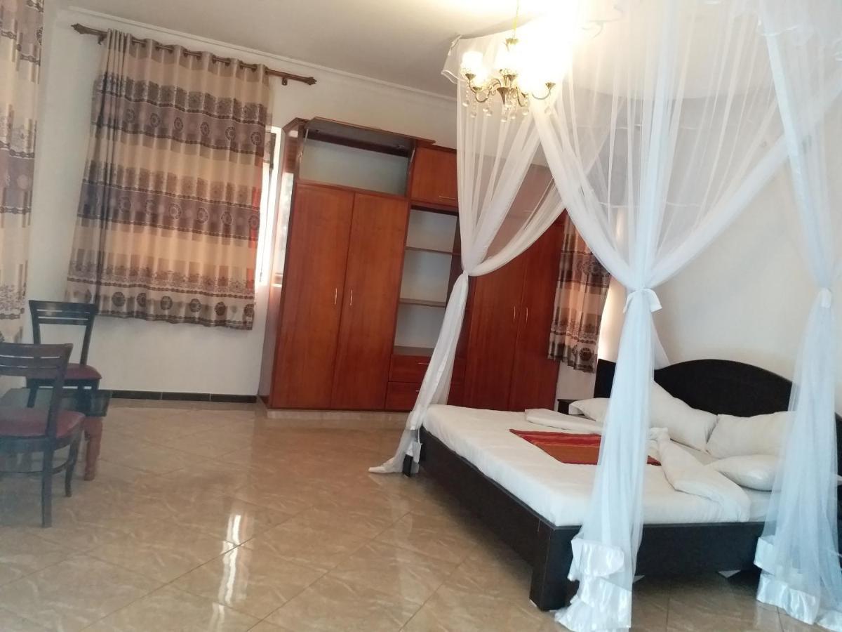 Acactus Hotel Kampala Extérieur photo