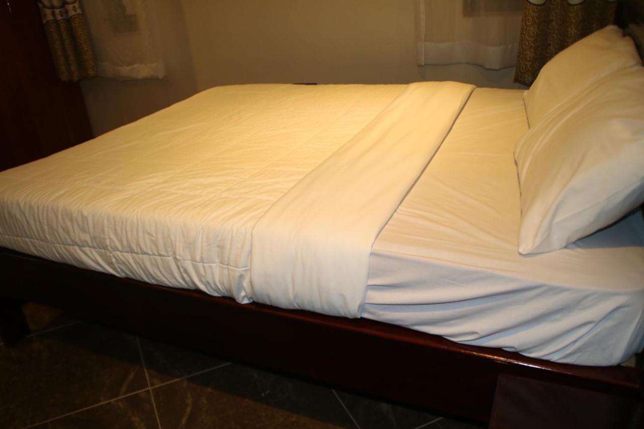 Acactus Hotel Kampala Extérieur photo